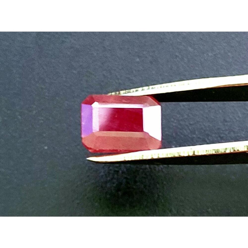 100% Natural NT Certified Corundum Ruby Emerald Cut 2.61ct‎